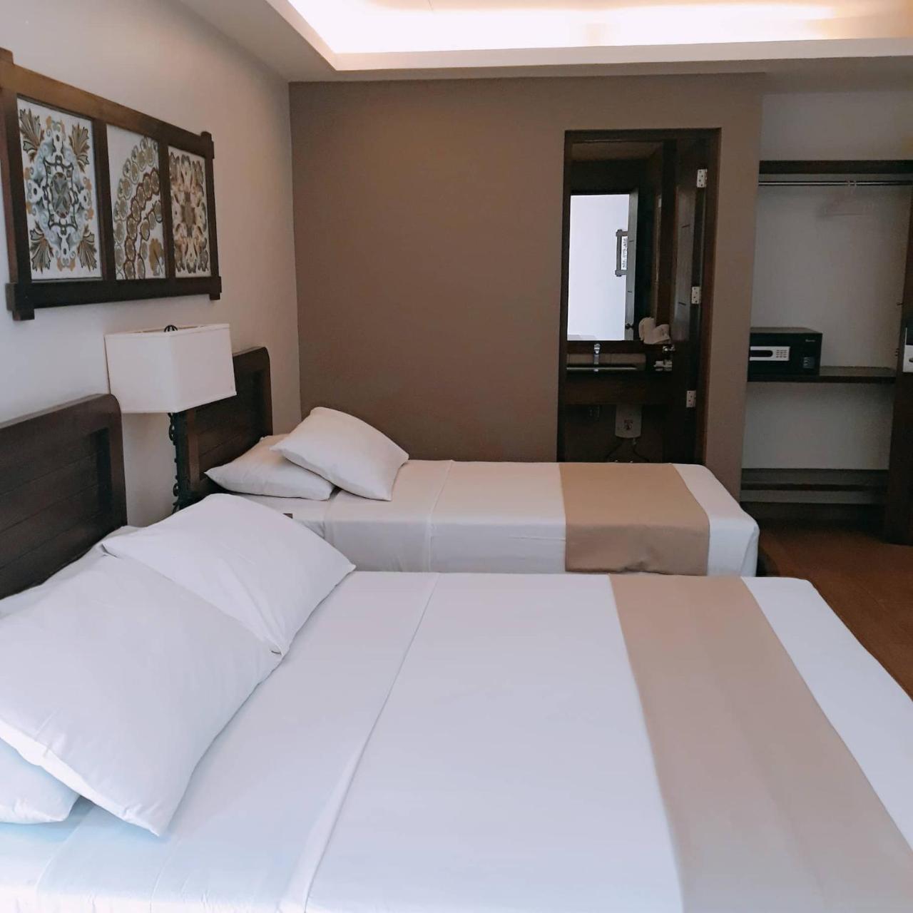 מלון Dumaguete City Casa Rubin מראה חיצוני תמונה